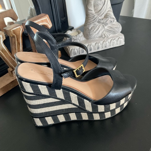 Aldo wedges new size 8 - Picture 2 of 6
